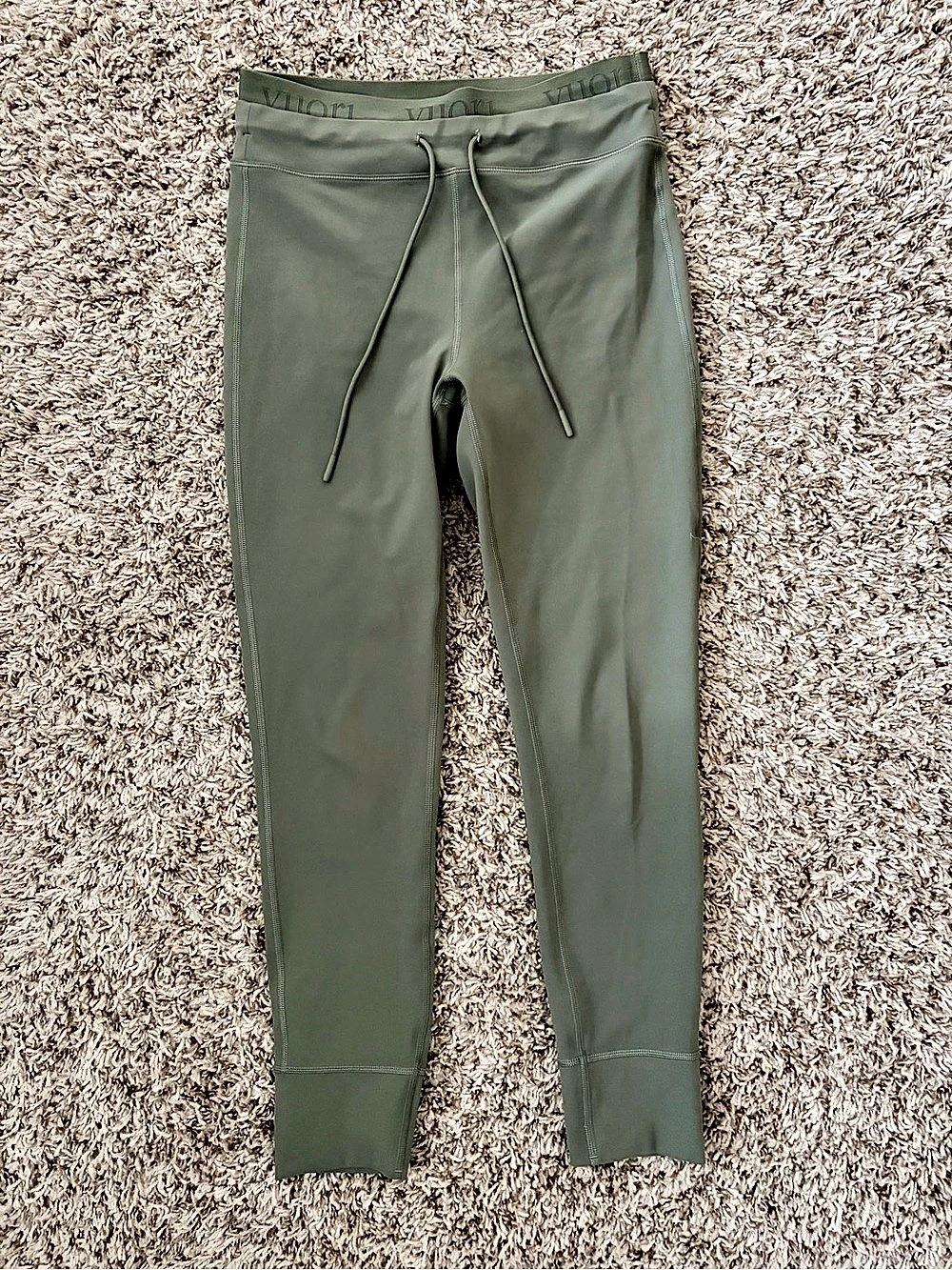Vuori Women'sElevate Daily Form Leggings Green Size Medium Like New